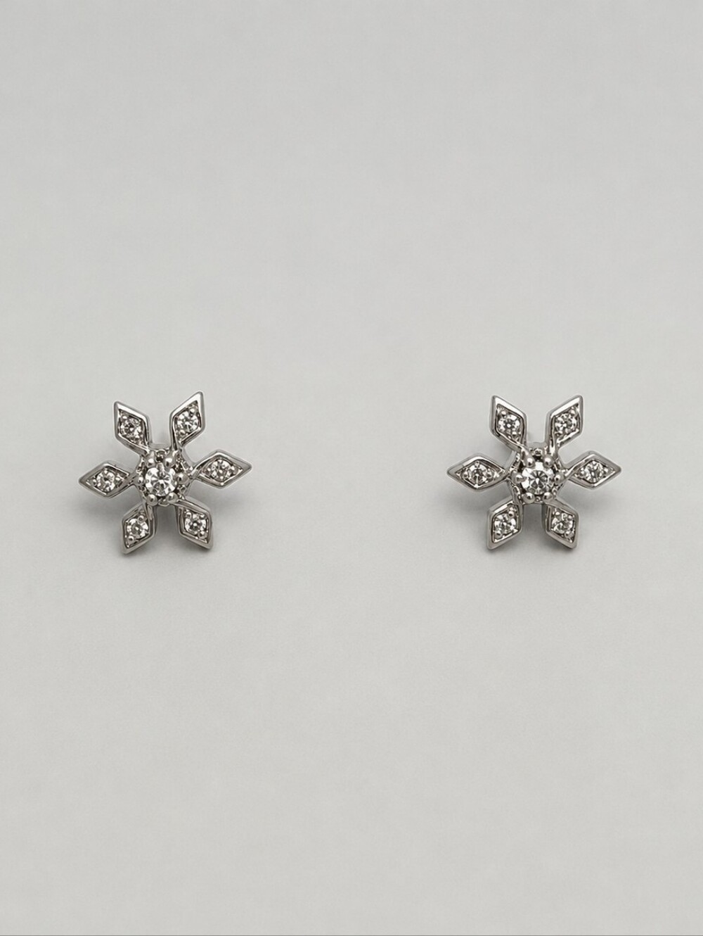 925S Sterling Snowflake Stud Earrings